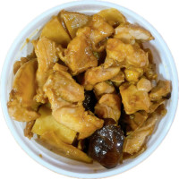 Pollo con bambú y setas chinas